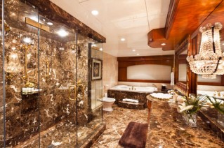 Encore - Master Ensuite
